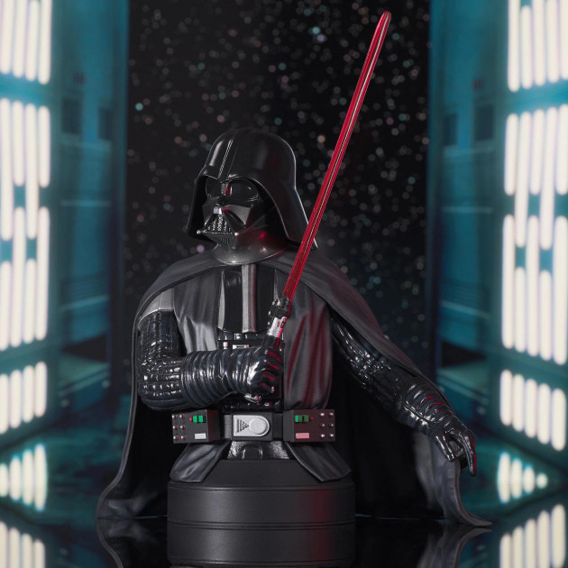 Star Wars: A New Hope™ - Darth Vader™ Mini Bust