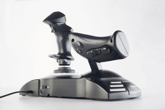 Joystick Thrustmaster T-FLIGHT HOTAS ONE Full Kit X (XBOX ONE, XBOX SERIES a PC)
